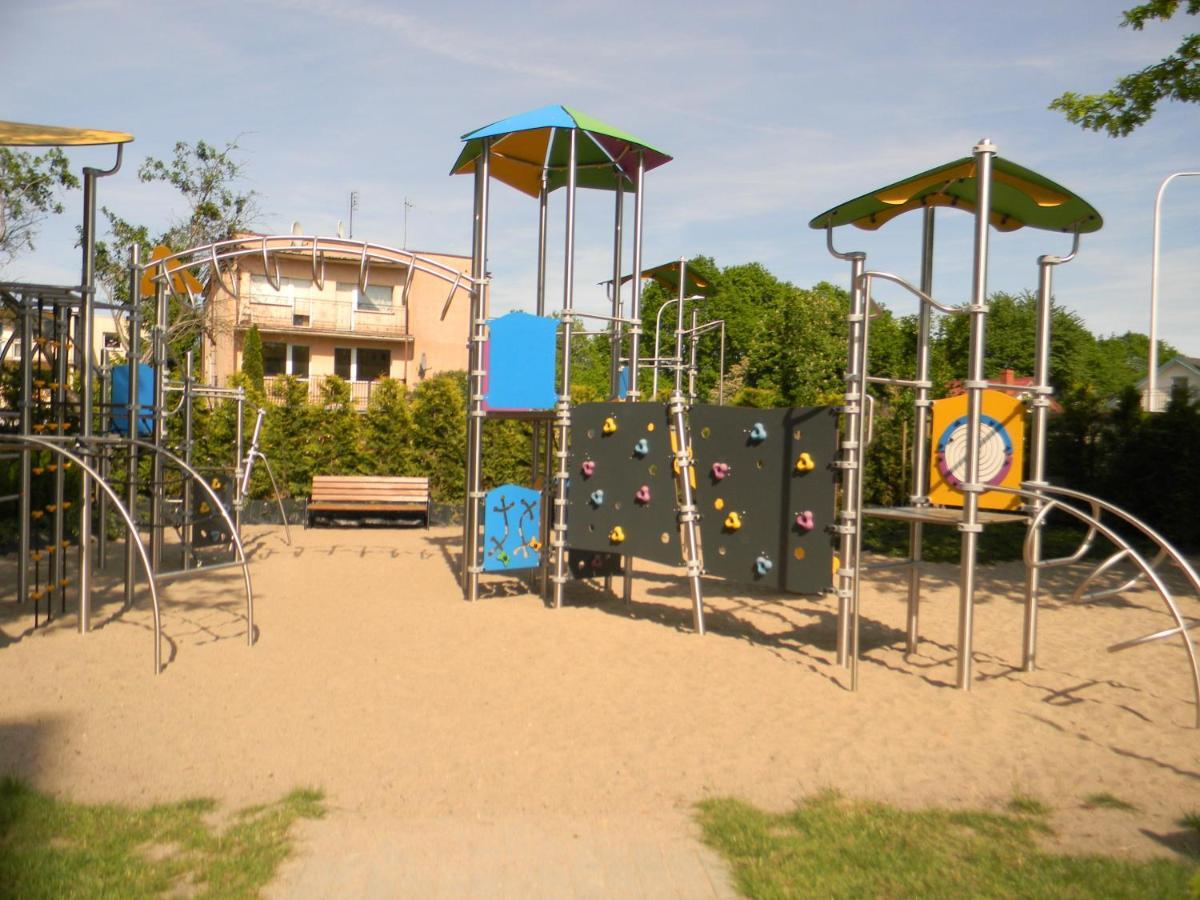 Апартаменты Apartament Z Basenem Laura Polanki Park Колобжег Экстерьер фото
